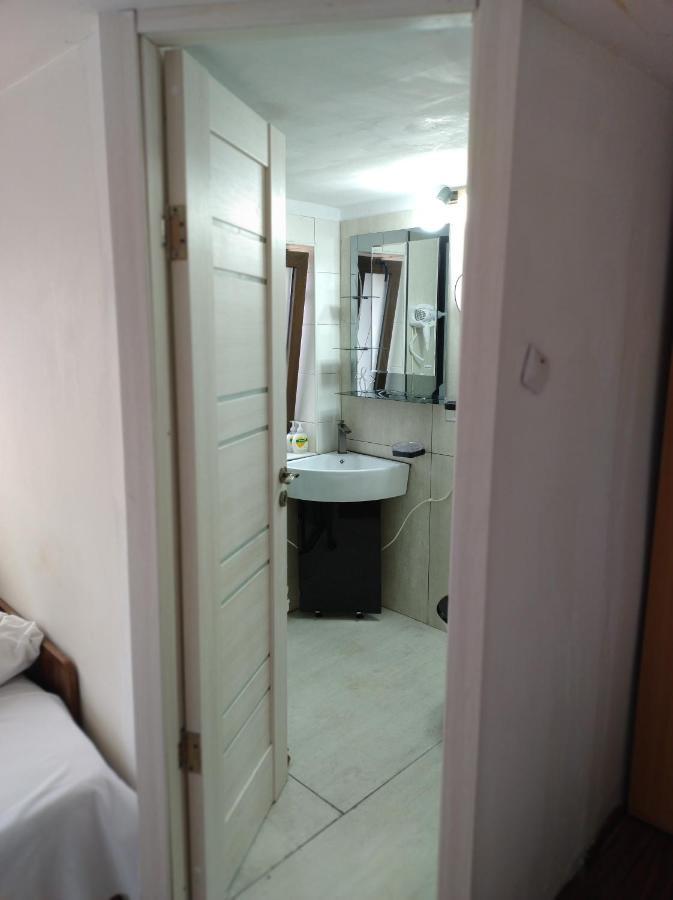 Studio Grivita Deva Luaran gambar